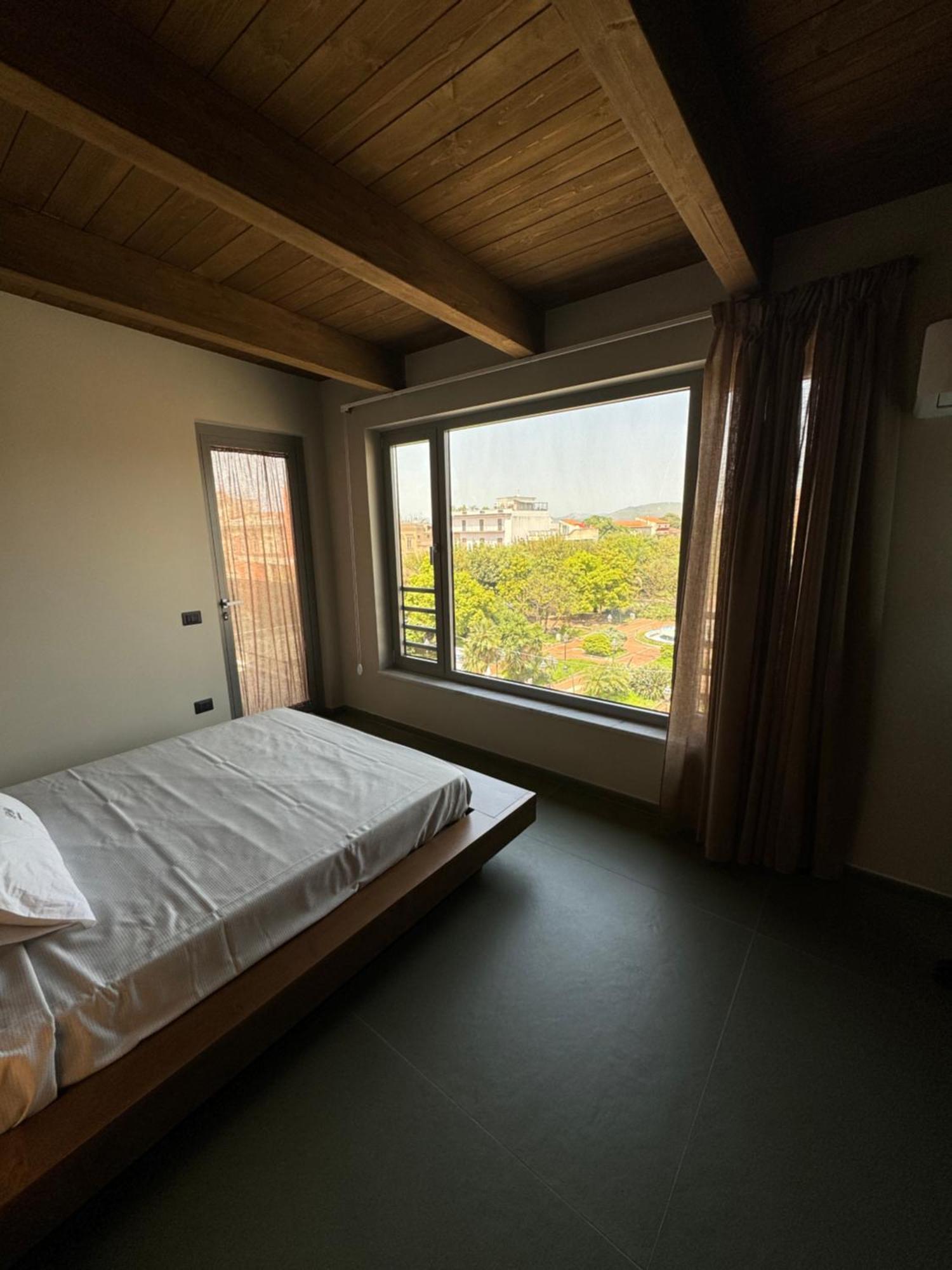 Penthouse Rooms Marigliano - Eleganza Sopra Le Nuvole Esterno foto