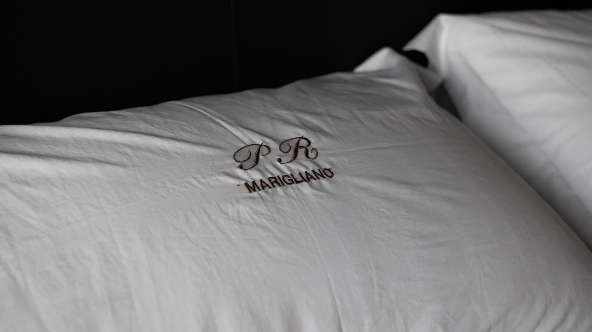 Penthouse Rooms Marigliano - Eleganza Sopra Le Nuvole Esterno foto