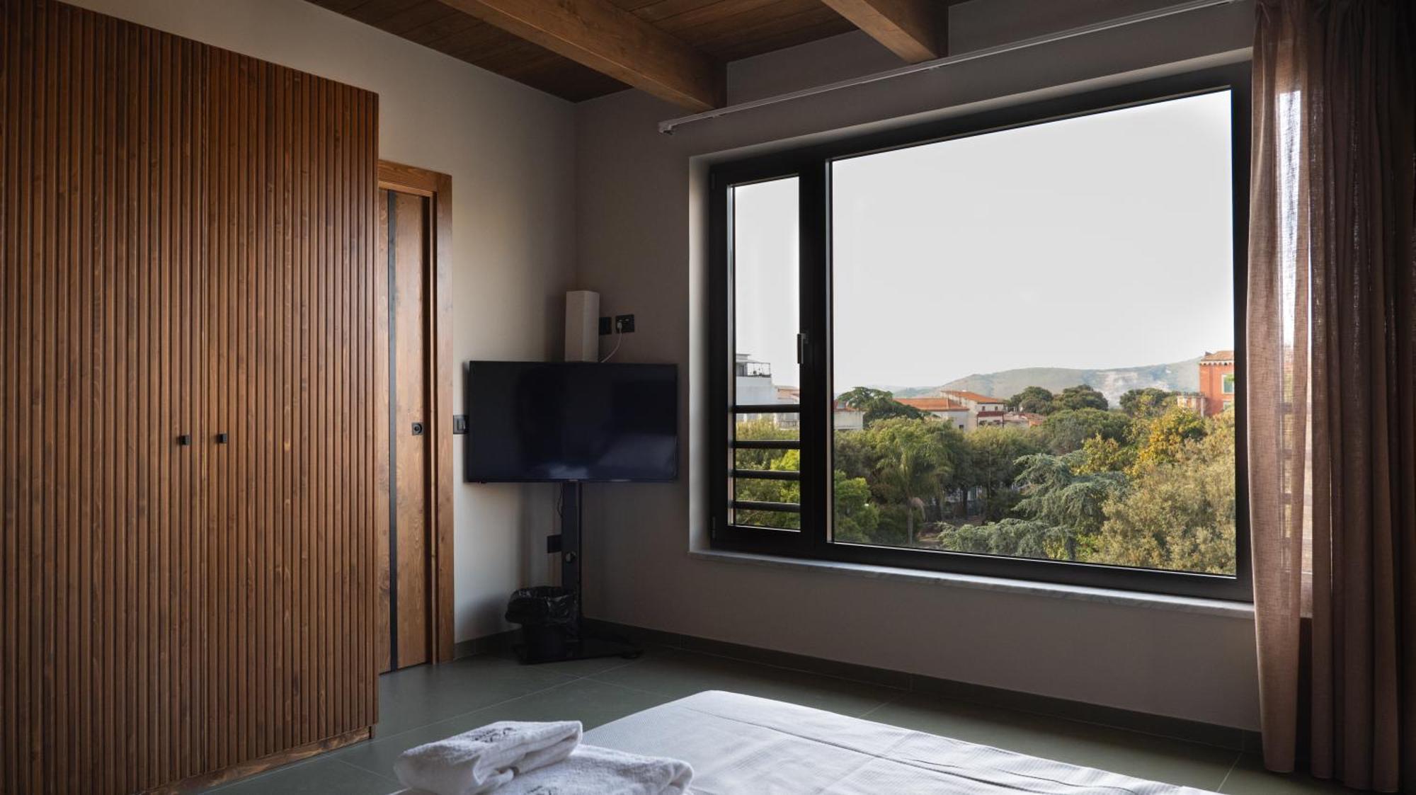 Penthouse Rooms Marigliano - Eleganza Sopra Le Nuvole Esterno foto