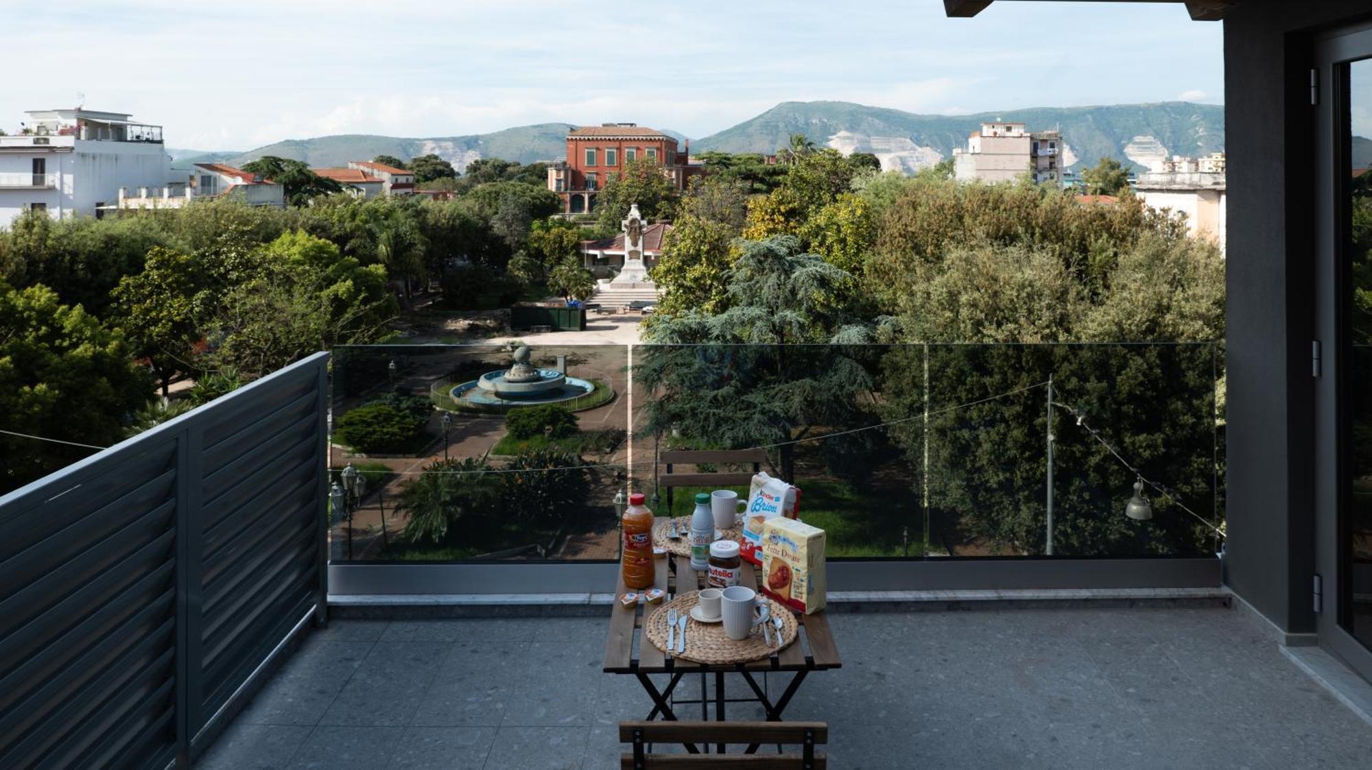 Penthouse Rooms Marigliano - Eleganza Sopra Le Nuvole Esterno foto